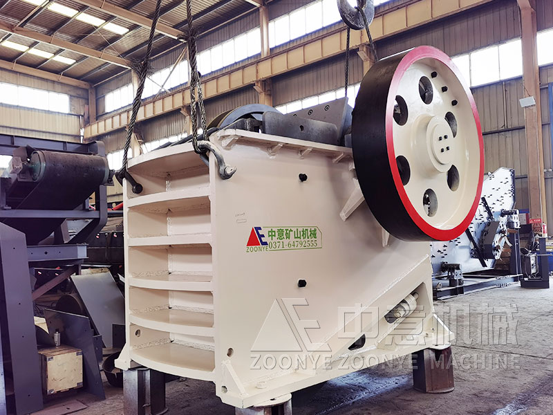 建筑裝潢垃圾全套處置設(shè)備破碎機(jī)實地工廠圖片